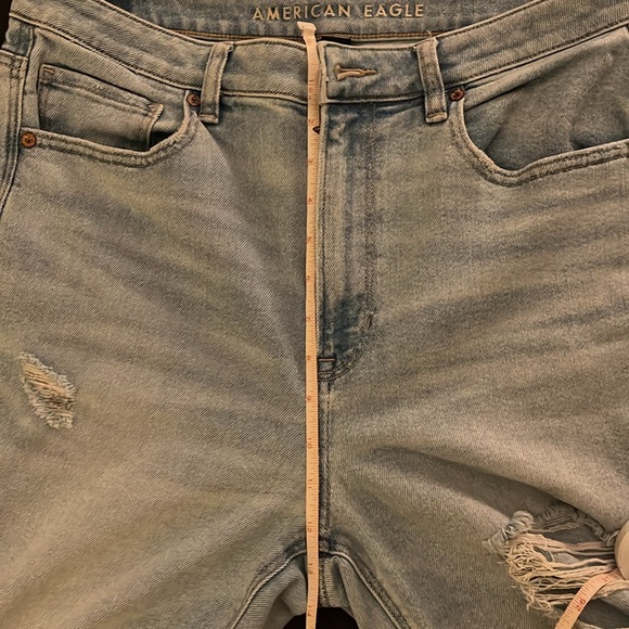 American Eagle Mom Straight Jeans - US Size 12 - like new - Picture 4 of 7
